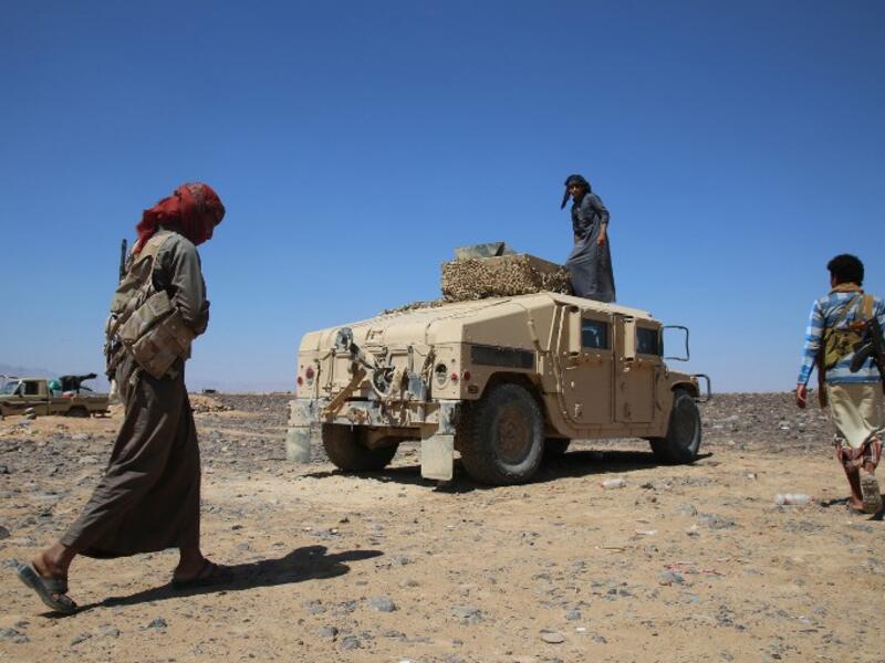 Members of the pro-Hadi Popular Resistance Committees in Yemen. (AFP/Abdullah Al-Qadry)