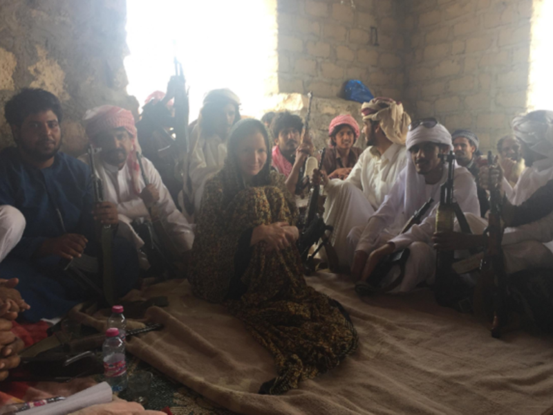 Elisabeth Kendall with Yemeni tribesmen. (Elisabeth Kendall)