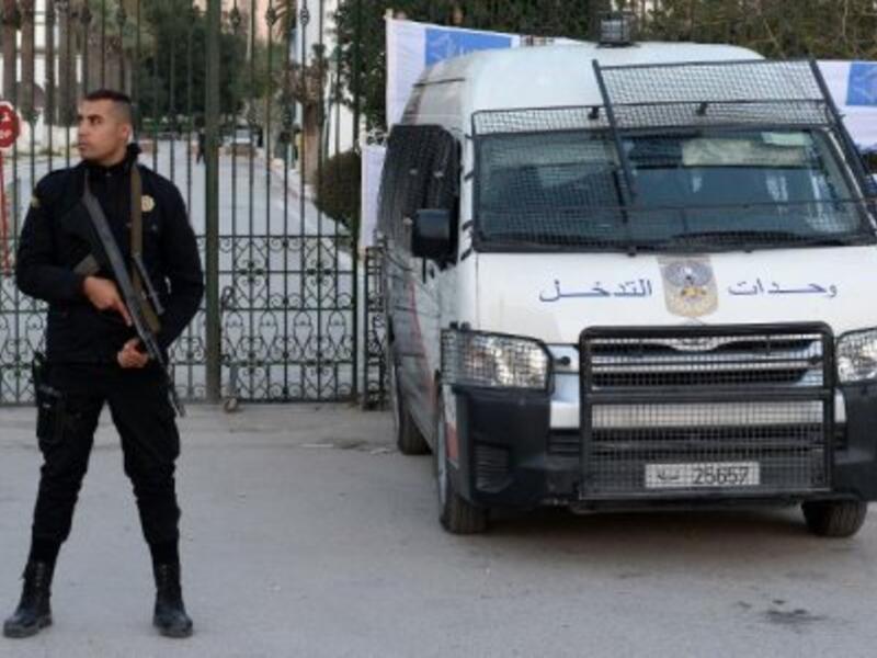 كيري سيناقش ضمانات قروض بقيمة 500 مليون دولار والتعاون الأمني ومساندة التحول الديمقراطي