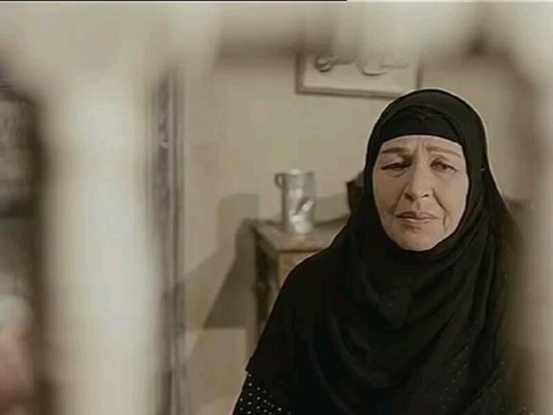 أمينة رزق: أتقنت دور الأم إتقانا شديدا، لدرجة أن المشاهد لم يشعر للحظة بفارق السن البسيط بينها وبين الأبطال المشاركين معها بالعمل، حتى أصبحت من أهم الأمهات ثم الجدات في تاريخ السينما المصرية، لم تتزوج على الإطلاق لذلك لم يتسن لها أن تكون أمًا.
