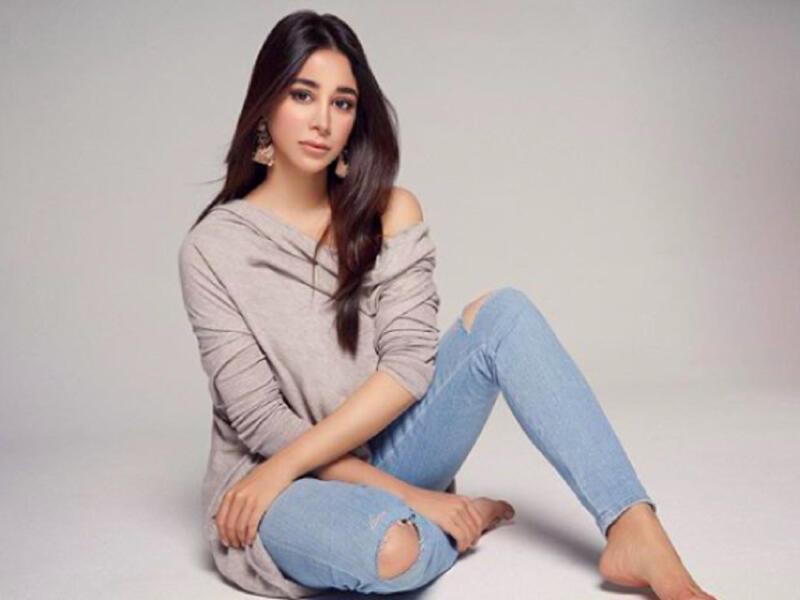 She Is Not Asian 8 Pictures Of The Gulf Beauty Aseel Omran Al Bawaba Listen to music by aseel omran on apple music. gulf beauty aseel omran al bawaba