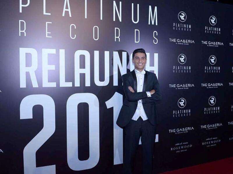 الفيلم يحمل اسم "يا طير الطاير"، وهو من تنفيذ المخرج الفلسطيني هاني أبو أسعد، الذي رُشِّح مرّتيْن لنيل جائزة الـ "أوسكار" عن فيلميْه الشهيريْن: "الجنة الآن" و"عمر"، والحائز أيضاً على جائزة "غولدن غلوب" عن فيلم "الجنة الآن Paradise Now".