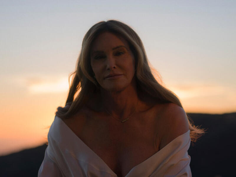 Caitlyn Jenner oozed casual chic in a pretty floral blouse  (Source : Caitlynjenner / Instagram ) 