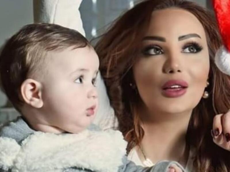 دينا هارون ام لطفل وحيد يُدعى كرم ويبلغ من العمر 3 سنوات