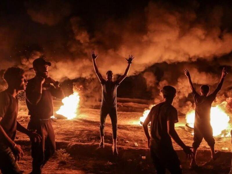A Palestinian protesters from a group calling themselves the "night confusion units" (proxy1.baaz/A.Al-KahiOut)