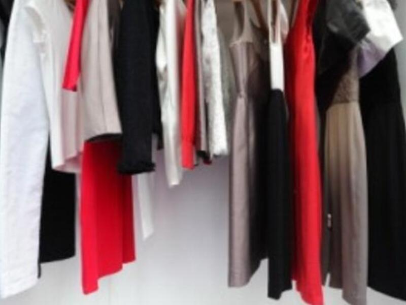 Some shop owners sell clothing at high prices, which discourages customers