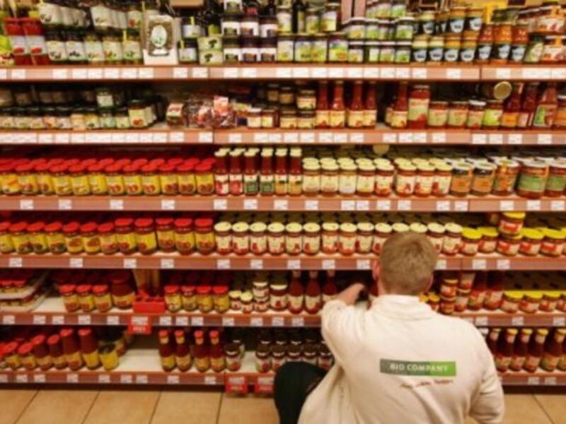 Arab Gulf companies sell products in Jordan at prices below production costs to gain a place in the local market