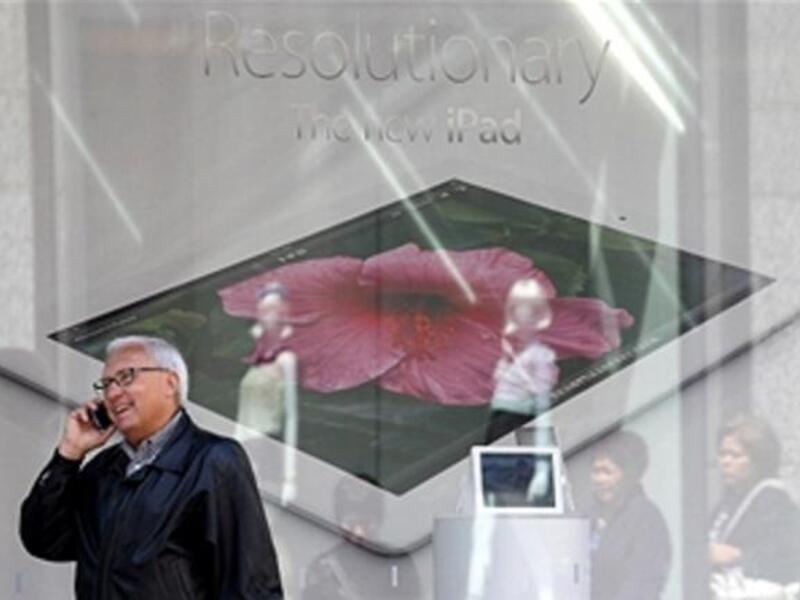 Consumers worldwide made $12.84 billion (Dh47.1 billion) in mobile payments in 2012