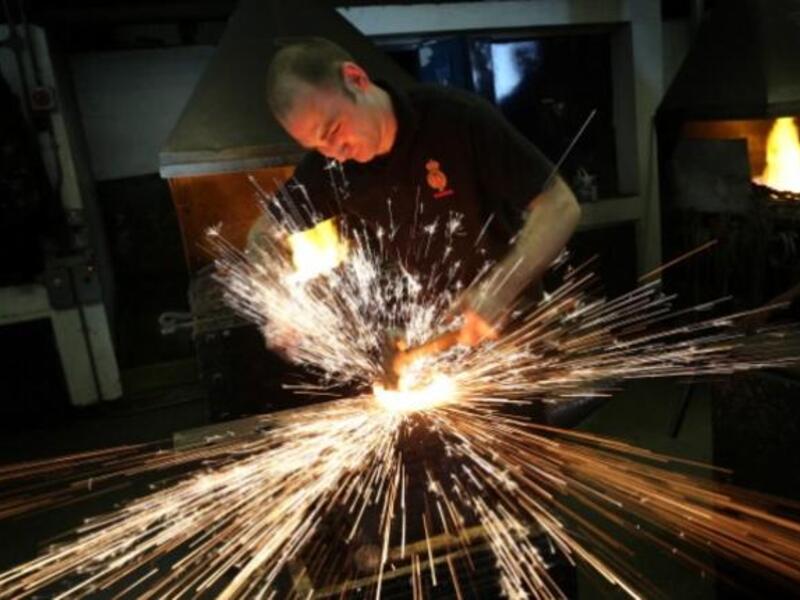 Iran produced 7.327 million tons of steel in the first six months of 2013
