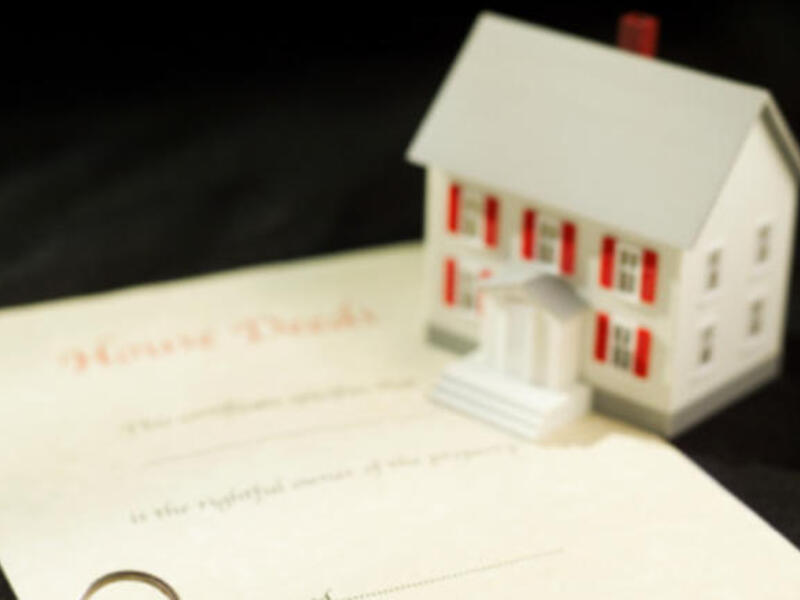 
Tatham said the Arab Spring and tougher European tax regimes had led to an increase in property investment by expatriates.