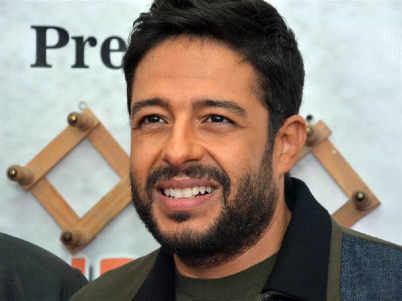 ومن المنتظر أن يطرح الفنان محمد حماقي أحدث ألبوماته خلال الأيام الأولى من العام الجديد، أما آخر ألبوم غنائي محمد حماقي فكان بعنوان "عمره ما يغيب".