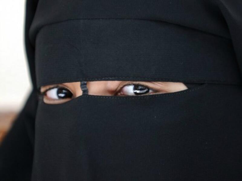 The survey warned that the rise in smoking could pose problems to the health of Saudi women in the long term. (AFP/File)