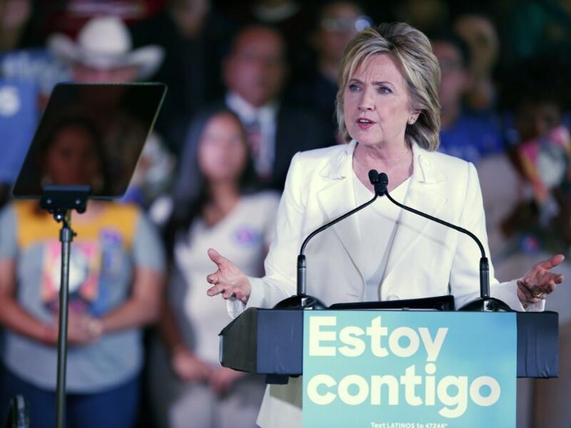 Democratic US presidential hopeful Hillary Clinton returns to Texas for a "Latinos for Hillary" grassroots event October 15, 2015. (AFP/Erich Schlegel)