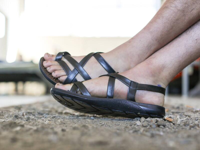 “I lived in Mosul under ISIS. One of my neighbors reported me for shaving my beard. They dragged me into the center of the city and made me kneel. When the first lash hit me, the pain was so bad that it felt like my soul left my body. They lashed me twelve times. I lost consciousness before it ended and woke up in bed.” (Salzburg, Austria)