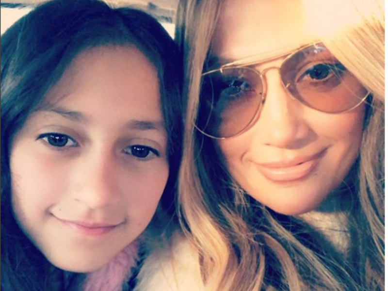 (Instagram / JLo)