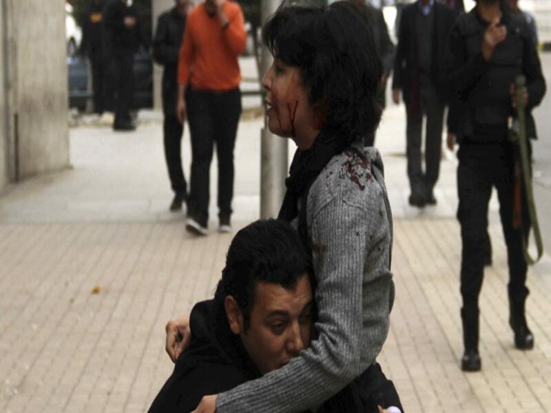 272 حالة وفاة التي كانت تحدث في الشوارع أو في أماكن الاعتقال والسجون من قبل عناصر الأمن، وتنفي وزارة الداخلية تسببها في موت المحتجزين حيث تذكر أن الأسباب تكون من الأمراض المزمنة والحادة، وهذا يقود إلى الإهمال الطبي.