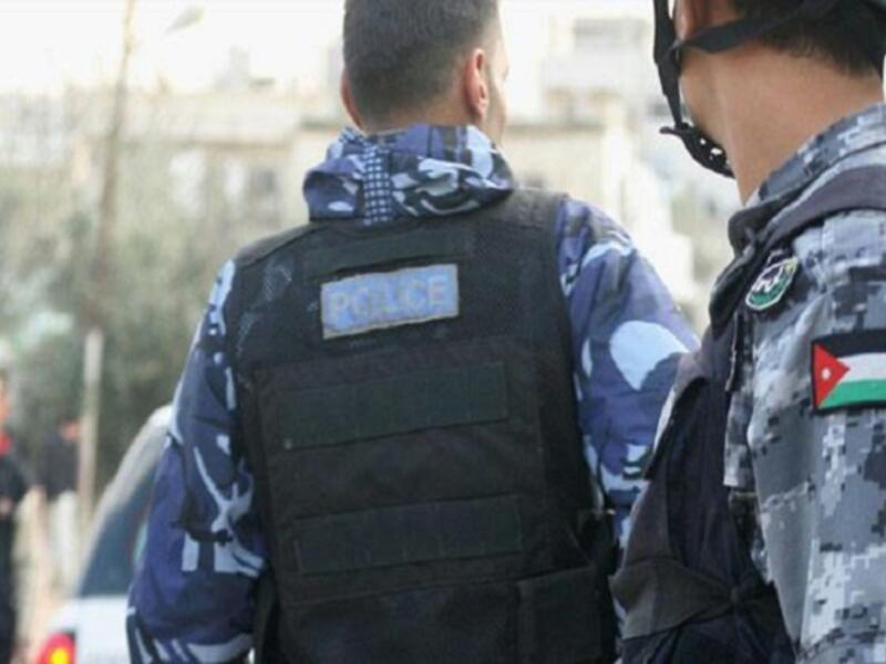 رفعت الحكومة الاردنية هذا العام عقوبة المفطر الى الحبس شهر ودفع 50 دينار بعد إن كانت العقوبة شهر ودفع 15 دينارا، وفق مسودة قانون العقوبات الجديد حيث جمعت العقوبة الحبس مع الغرامة واستبدال لسجن بالغرامة 5 دنانير لشهر كامل في اليوم لتصبح 200 دينار.