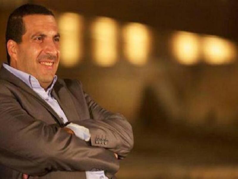 بعد تجربة غير موفقة في المجال السياسي، التزم الداعية المصري الشهير عمرو خالد الصمت لأزيد من سنة كاملة قبل أن يطل على جمهوره الواسع بتصريح وعد فيه بتقديم برنامج مميز خلال شهر رمضان دون الإفصاح عن اسم البرنامج أو القناة التي ستبثه.
