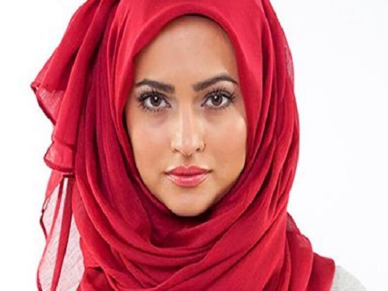 الأغطية المتماشية مع الموضة: وهي أغطية رأس بلفات متعددة وألوان وزركشات لا متناهية، تقوم بها كافة الفتيات في الوطن العربي بحيث لا يمكن التفريق بينهن.