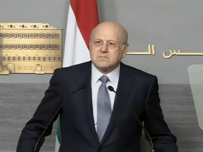An image grab taken from the Lebanese Broadcasting Corporation (LBC) news channel on March 22, 2013 shows Lebanese Prime Minister Najib Mikati announcing the resignation of the Lebanese government during a press conference in Beirut. (AFP PHOTO/LBC)