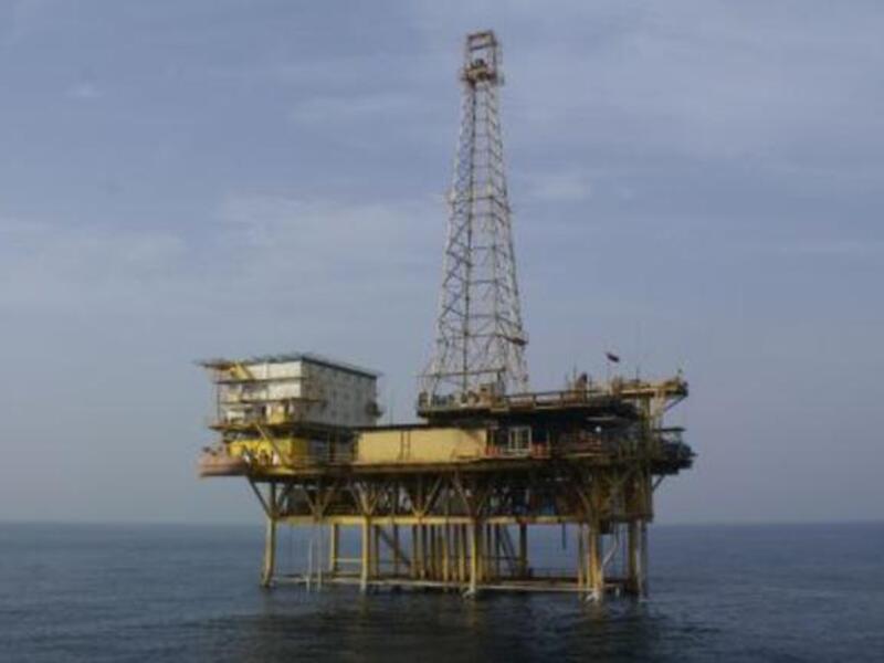 Experts believe that Lebanon may have substantial oil and gas wealth buried deep onshore, adding that some of the country’s geological structure is similar to Syria, which also has oil in its territories.
