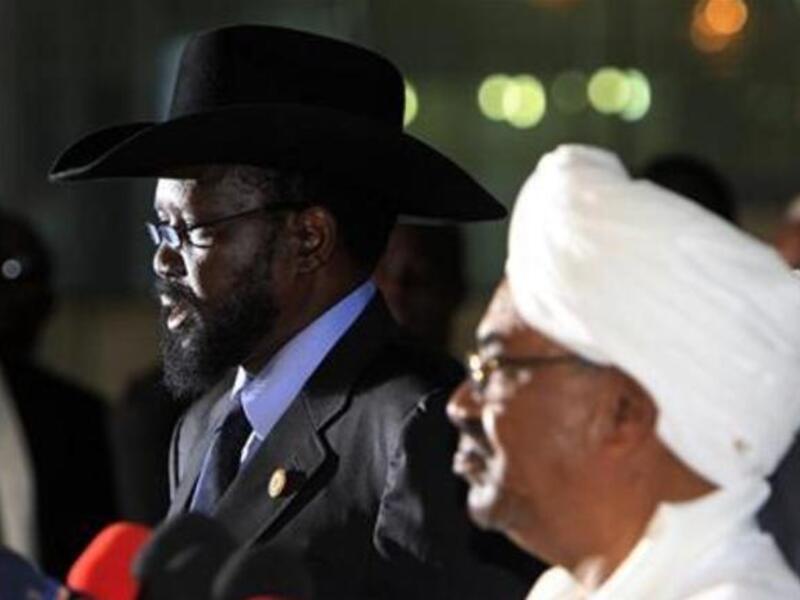 Omar al Bashir(R) and Salva Kiir 