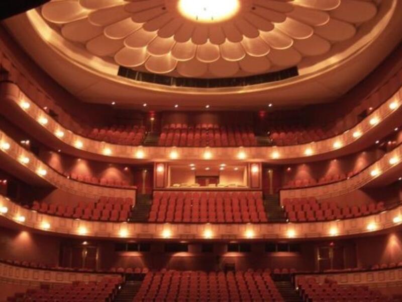 In spite of clashes at its doorstep, the Cairo Opera House's doors remain open and its schedule unchanged.