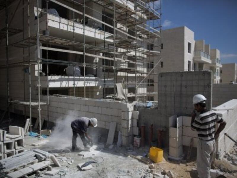 Cement consumption in Saudi market has marked a robust growth in the last few years where it increased from 16 million tons in 2000 to more than 48 million tons in 2011 at a compound annual growth rate (CAGR) of 12 percent.