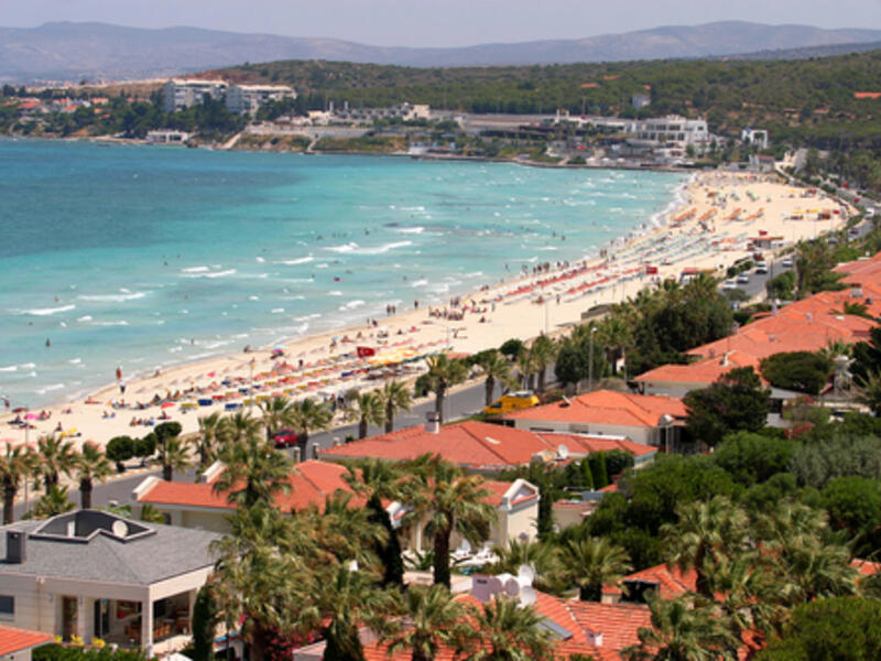 Izmir is one of the strong contenders for the bid, but faces stiff competition from Dubai, Sao Paolo and Ekaterinburg.
