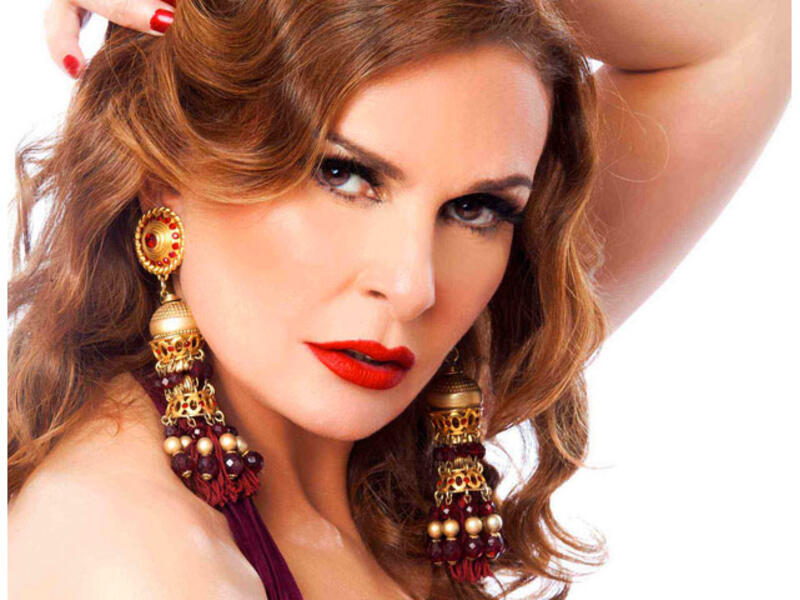 Yusra knows how to bring the drama and select the best of others' too! 
