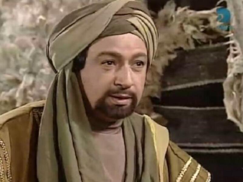 وكانت وصية نور الشريف والتي تحدث عنها خلال استضافته في احد البرامج وخلال الحديث عن المرض والموت، ان يتم عرض مسلسل "عمر بن عبدالعزيز" الذي قام ببطولته وطالب بإعادة عرض مشهد وفاته في المسلسل.


