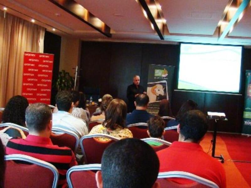 Moez El Shohdi, Chief Executive Officer of Egyptian Food Bank, addressing Egyptian residents in Dubai at a presentation to highlight the successful programmes of the organisation

