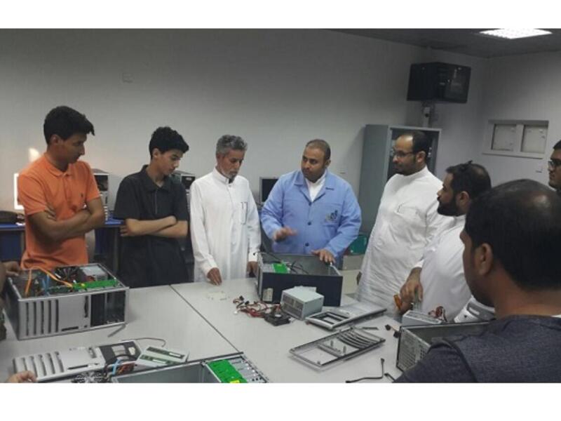 
The training of Saudi youth is achieved through cooperation with international partners from Japan, New Zealand, Canada and USA. (SG)
