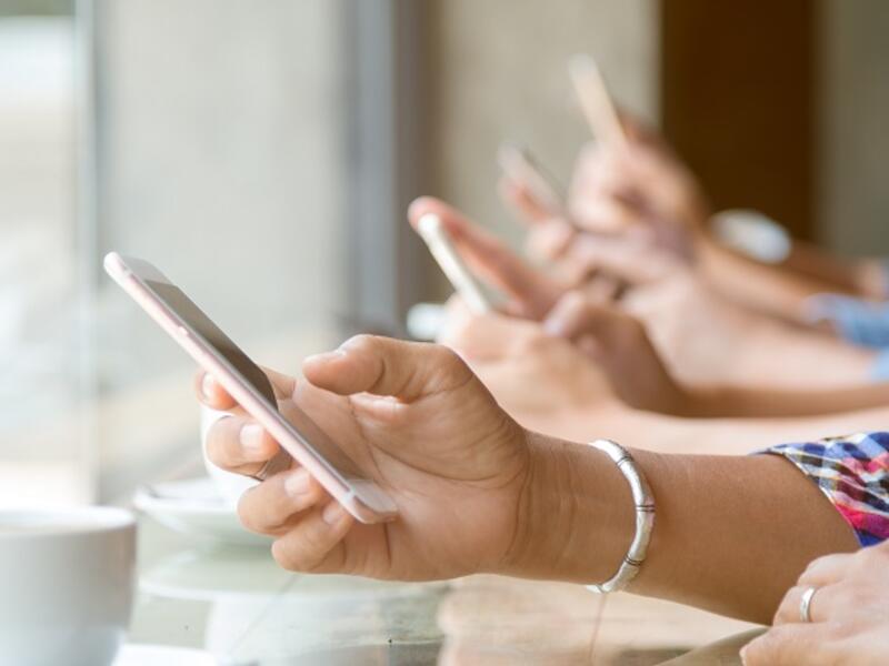 For many of us, having the best business smartphone for our needs is essential, as we're becoming ever more reliant on these mobile phones to work on. (Shutterstock)