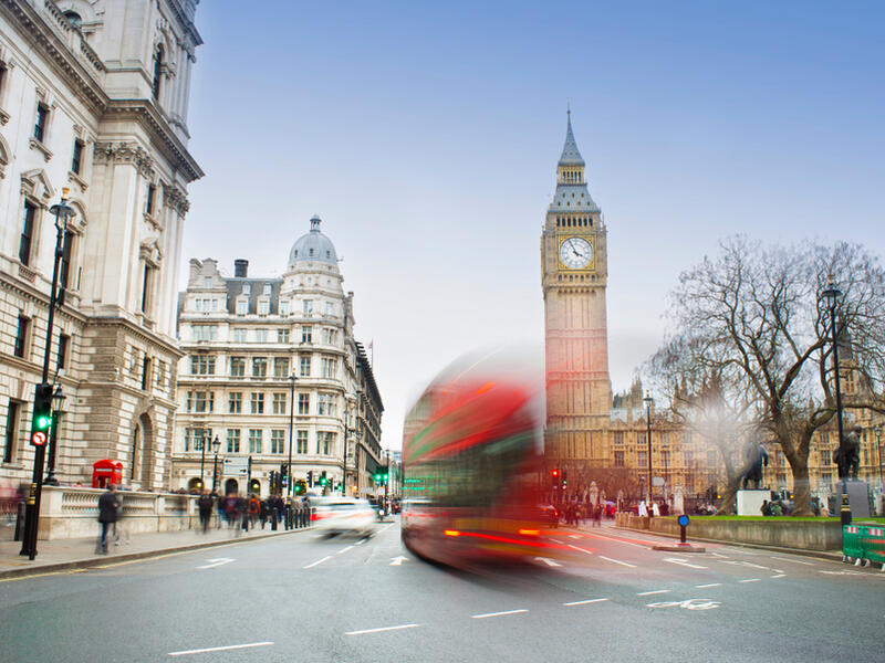 London city scene with red bus and Big Ben in background (Shutterstock/File Photo)