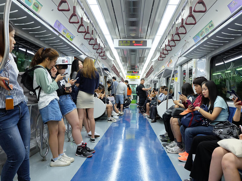 Passengers on the train in Seoul (Shutterstock/File Photo)