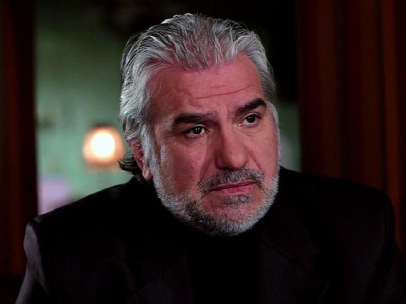 الممثل المعارض عبد الحكيم قطيفان الذي كتب تدوينة على حسابه فيسبوك "حلب.. ماعدت تكتبي بماء الذهب وآهات الطرب.. بل بالدم"