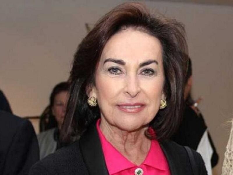 آيريس فونتبونا: حصلت آيريس على ثروتها بعد وفاة زوجها البليونير اندرونيكو لوكسيك ، وتسيطر العائلة على واحد من أكبر معادن النحاس في العالم، وقد وصلت ثروة آيريس لـ 18.8 مليار دولار، وهي الآن أغنى شخص في تشيلي، تسيطر على أكبر مصنع للبيرة في العالم.