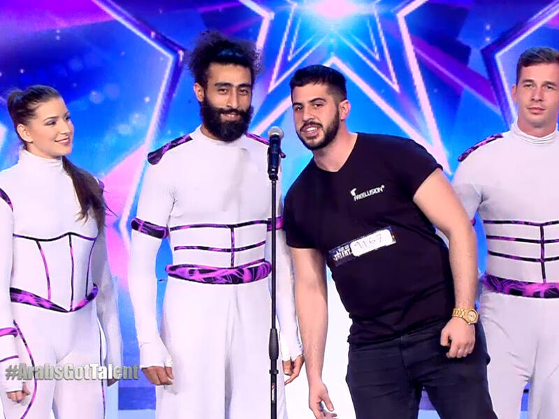   قدم فريق Freelusion من سوريا وفلسطين عرضًا راقصًا من الـ Mapping أبهر الجميع وخاصة أعضاء اللجنة الذين أثنوا على احتراف موهبتهم.