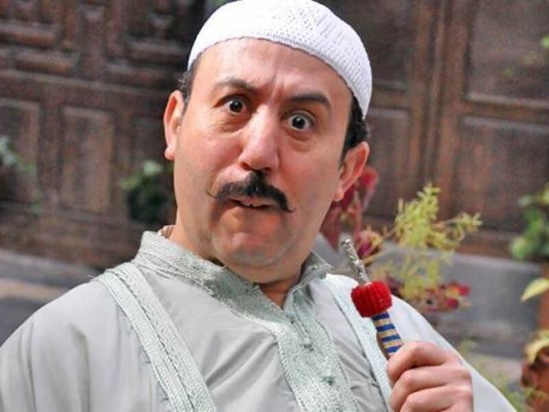 محمد خير جراح "أبو بدر": أحد أبرز رجال باب الحارة والذي أضاف للمسلسل نكهة كوميدية.