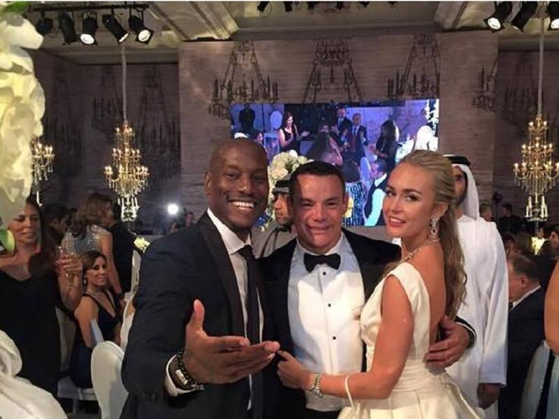 أقيم حفل زفاف لرجل أعمال أردني في فندق الفور سيزونز في العاصمة الأردنية عمان، وجمع الحفل عدداً من المشاهير العرب والأجانب ومنهم النجم الأمريكي ويل سميث وزوجته جادا بينكت ومغني الأر أند بي تيريس جيبسون. وهو ما اثار جدلا كبيرا في المجتمع الاردني