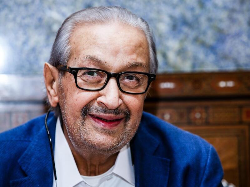 الفنان نور الشريف توفي في 11 أغسطس 2015اشتهر بتقديم العديد من الأعمال السينمائية وكذلك على المسرح، بدأ حياته الفنية عام 1967 عقب تخرجه من المعهد العالي للفنون المسرحية وكأن الأول على دفعته، توفي بعد صراع طويل مع المرض عن عمر يناهز 69 عاماً.