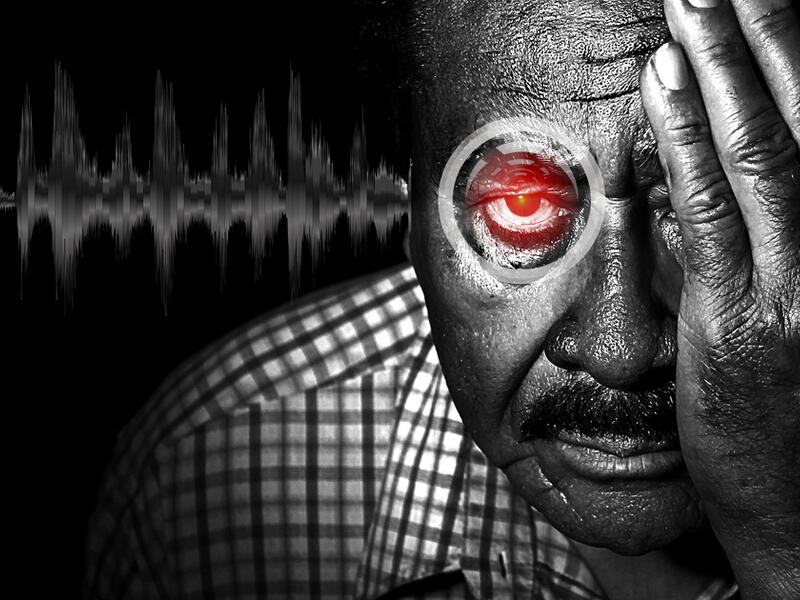 Remind us again why he's there during Ramadan? Nobody's sipping on anything as work for the tea boy dwindles to nil. He’s sitting around, twiddling thumbs, staring into space and, you can betcha, focusing on his other mission... to monitor YOU.