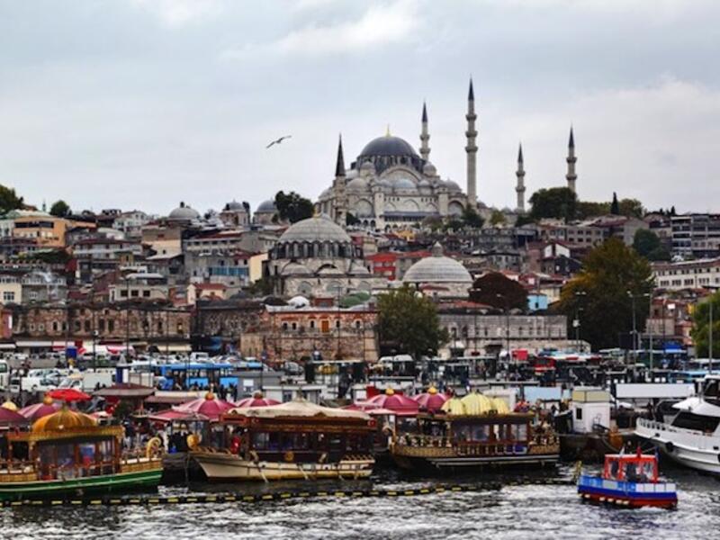 Saudi Arabia, Kuwait and the UAE are the top three investors committed to real estate options at a finance center in Istanbul. (AFP/File)