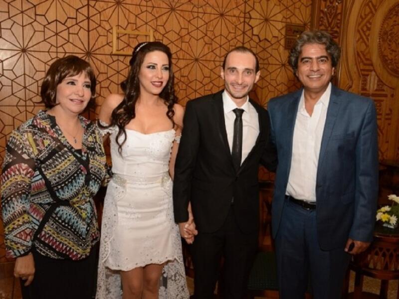 ياسمين جمال ومعوض إسماعيل: 
في سبتمبر احتفلت الفنانة الشابة ياسمين جمال بعقد قرانها من الفنان معوض إسماعيل وذلك في مسجد الشرطة بالسادس من أكتوبر بالقاهرة الجديدة.