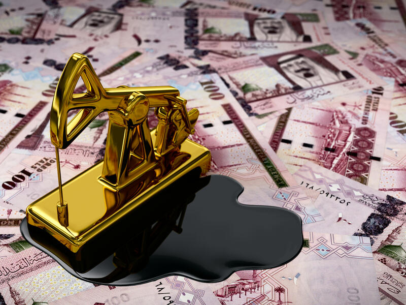 Saudi Arabia Pumps Up Oil Production to Record Level