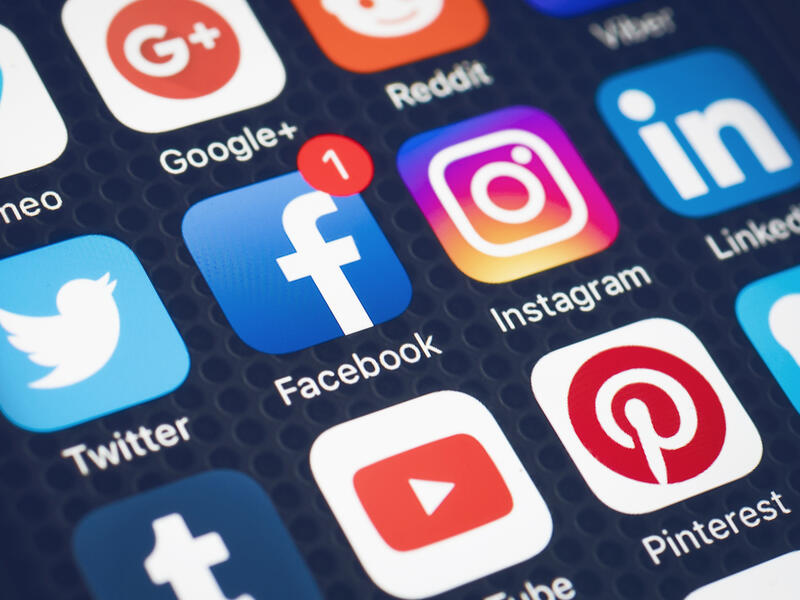 Tech This Week: LinkedIn Ends Stories, TikTok Adds Educational Content!