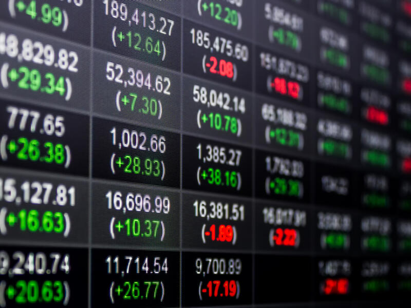 Asian Stocks Make Modest Rise After Wall Streets Gains, Economies Reopen