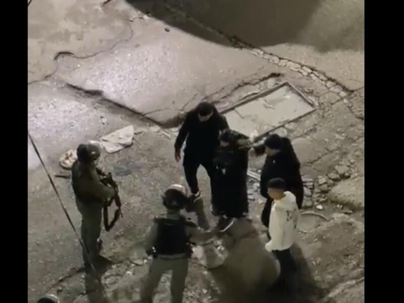 مقتل جندي اسرائيلي واستشهاد فتى فلسطيني خلال عملية طعن شمالي القدس
