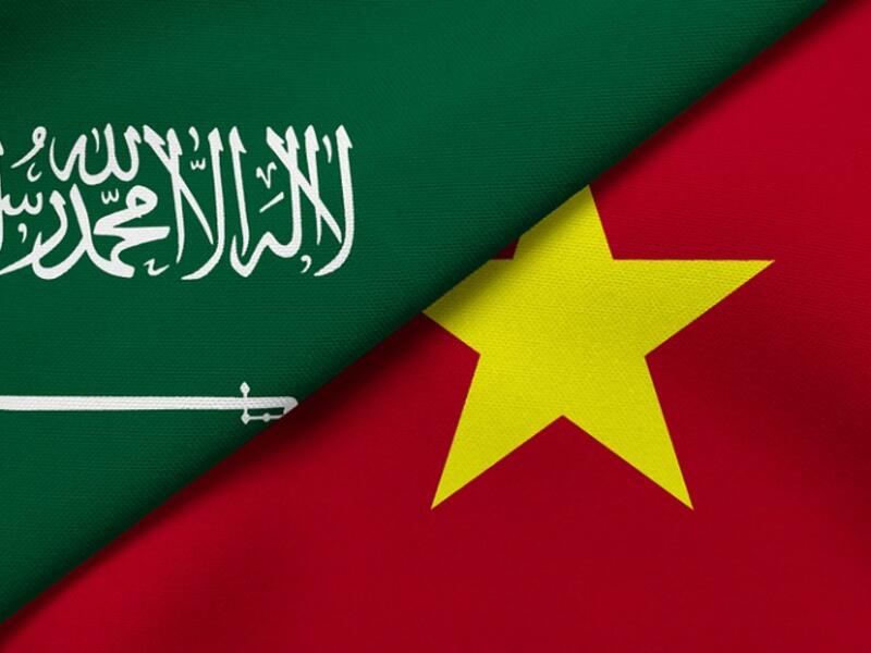 The visit comes within the framework of strengthening trade and economic ties between the business sectors in the two countries